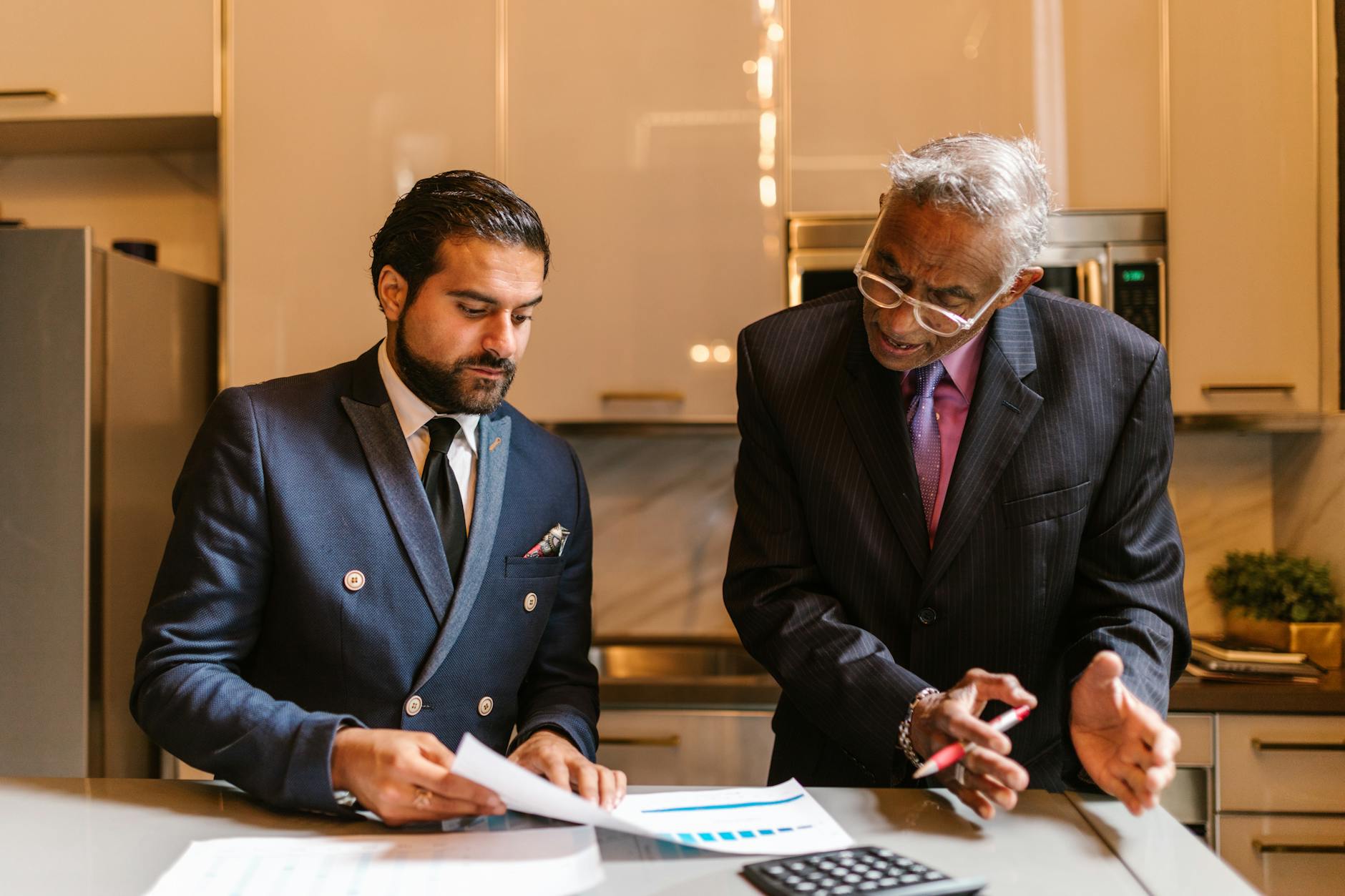 Accountant preparing annual financial statements for an Italian SRL